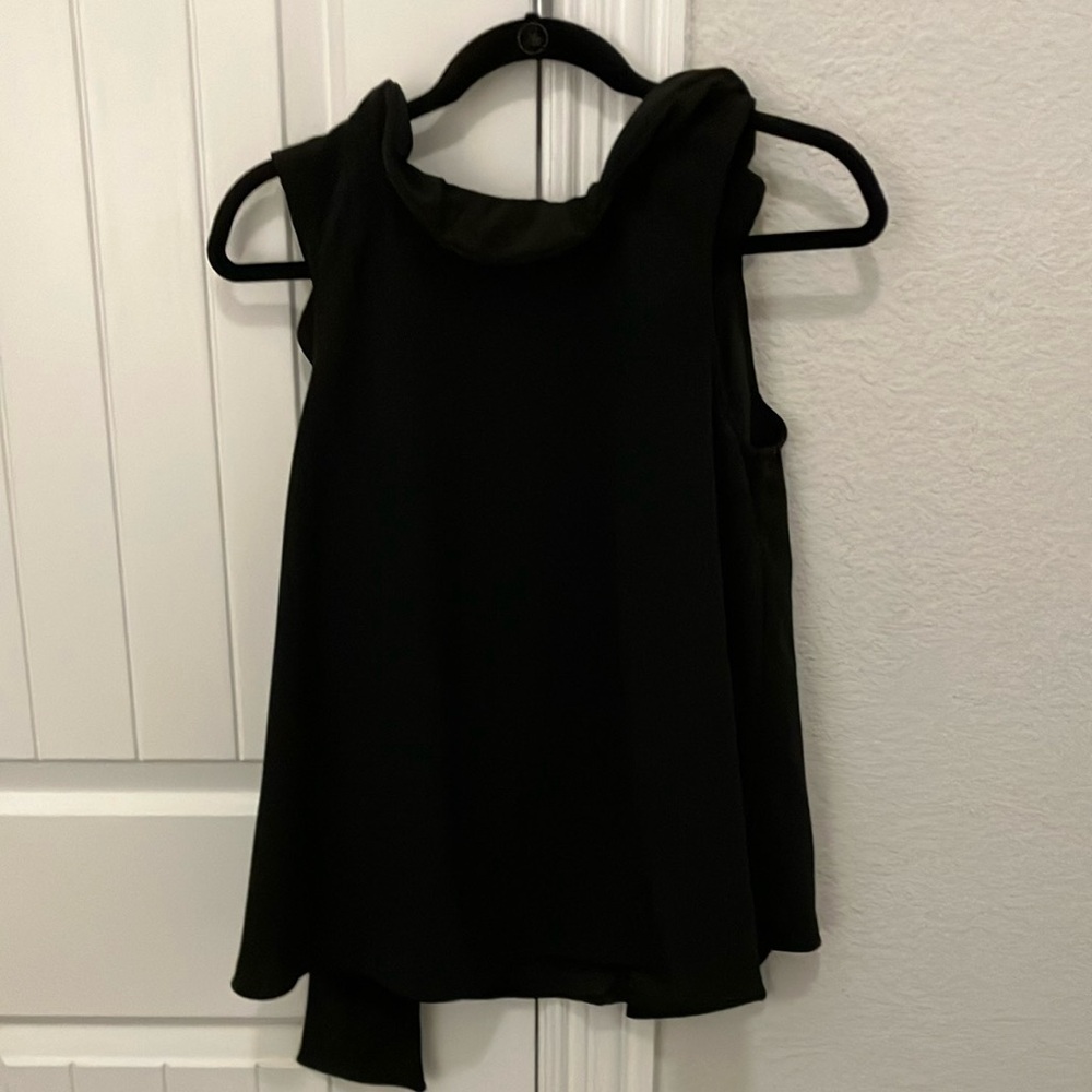 Pomander Place Elegant Black Blouse
